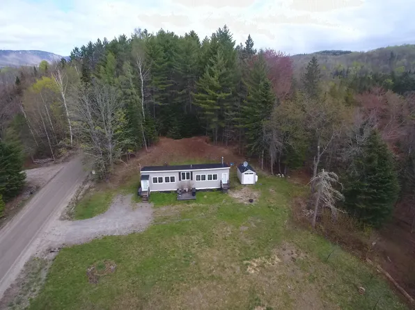 2804 Center Pond Road, Newark, VT 05871
