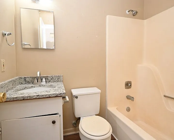 1701 W California Ave — Photo 7