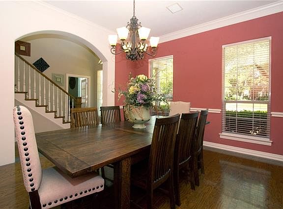 3rd image of 108 Ashburne Glen Ln