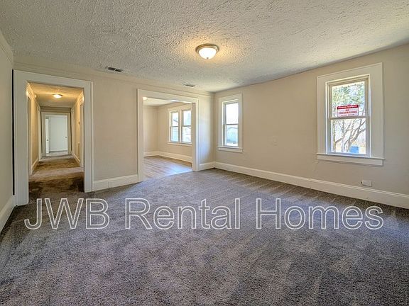 5th image of 1730 Rowe Ave