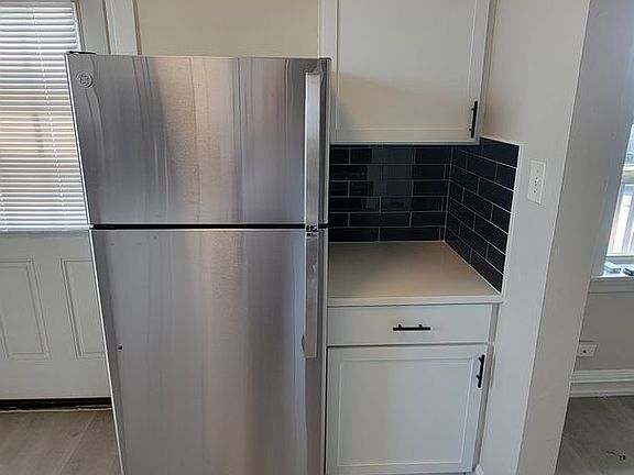 3rd image of 503 Duane St #6-W/D