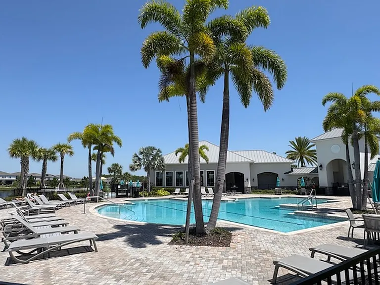 10457 Folly Beach Rd — Photo 31