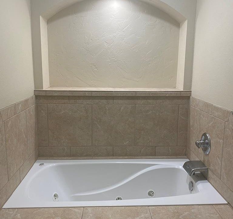 2nd image of 6500 Waurika Pl