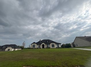 411 Indian Creek Rd, Van Alstyne, TX 75495
