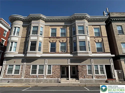17 Belvidere St Photo 1