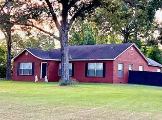 3319 Center Rd, Nacogdoches, TX 75961