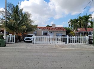 1030 SE 9th Ave, Hialeah, FL 33010