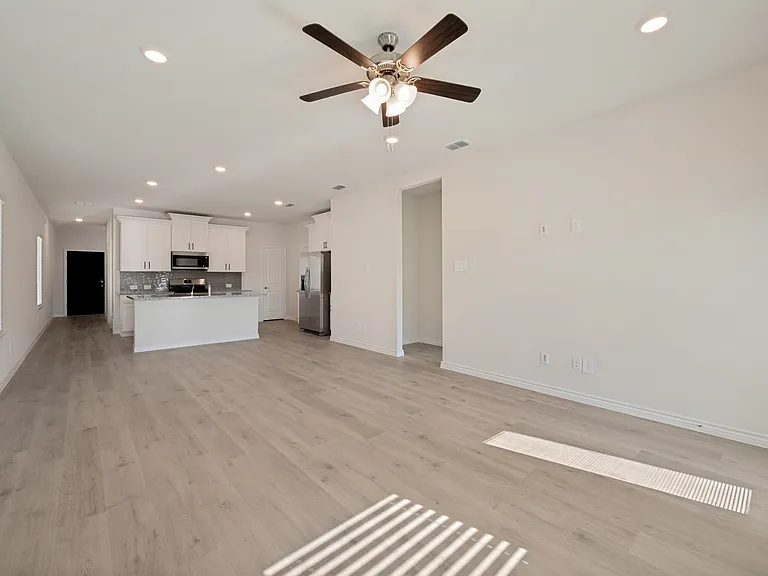 4321 Croton Spring Trl — Photo 2