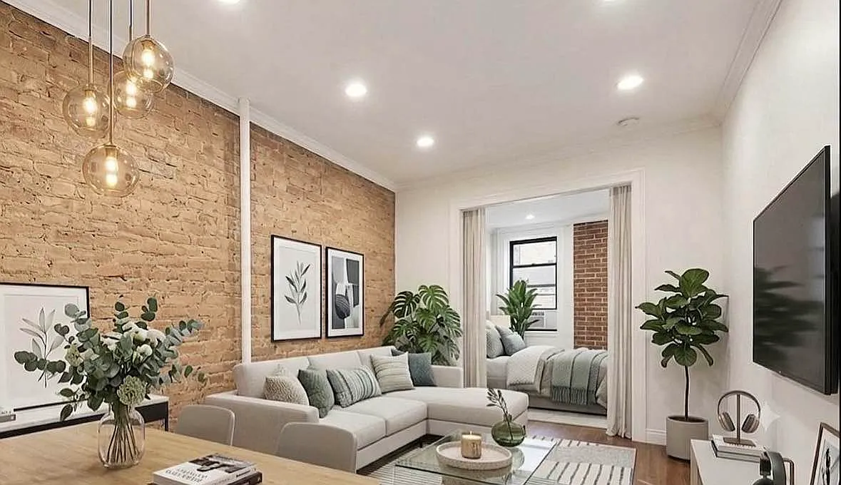 318 East 6th Street — Photo 1
