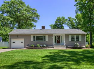 88 Muller Rd, Burlington, MA 01803