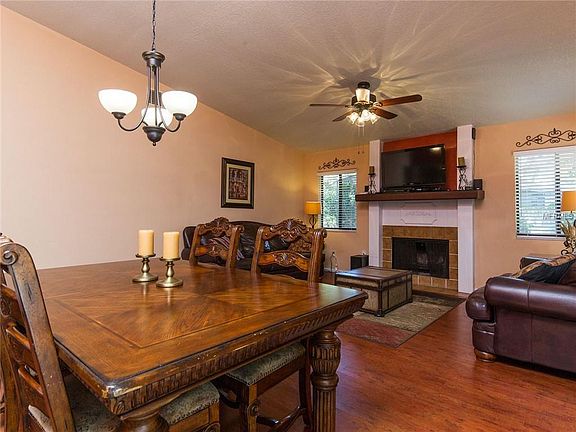 4th image of 100 W Wyndham Ct