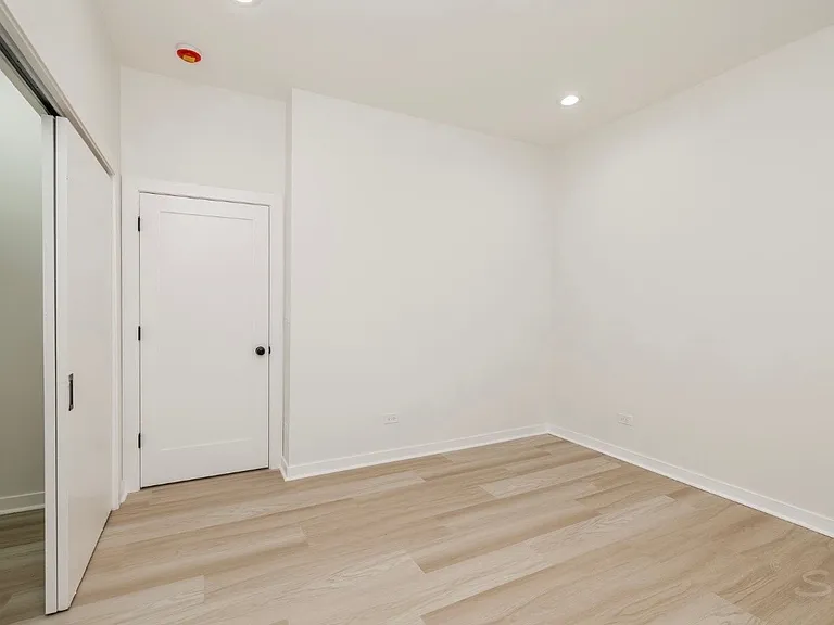 1056 N Central Park Ave #2 — Photo 6