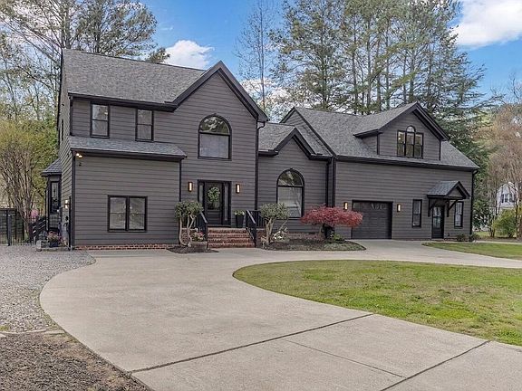2nd image of 4829 Little Falls Dr