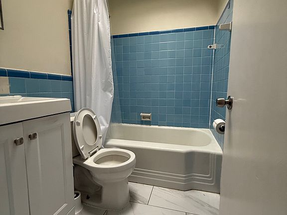 5th image of 60XX Belden St