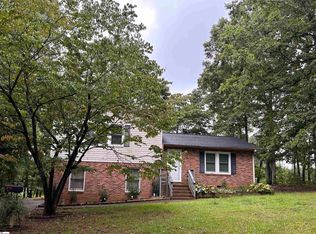 112 Jennifer Ln, Laurens, SC 29360