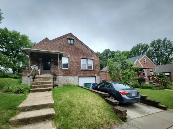 9524 Roslan Pl, Saint Louis, MO 63114