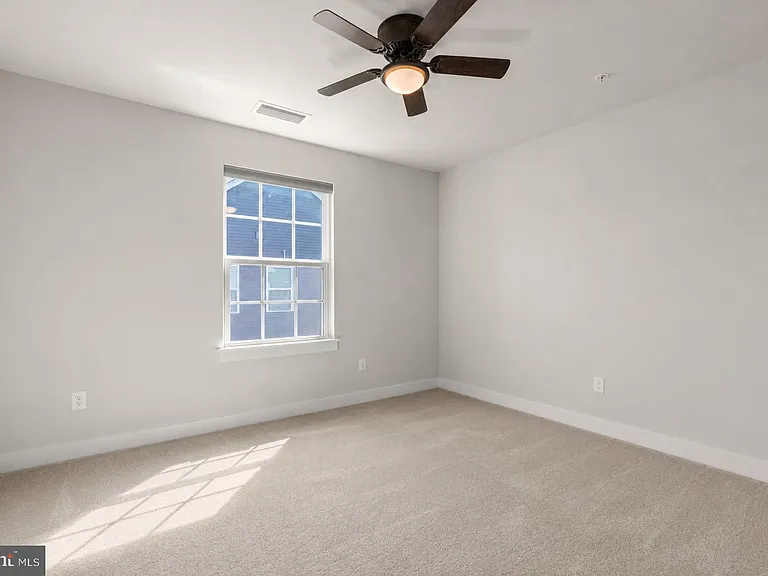 110 Greybull Ln — Photo 13