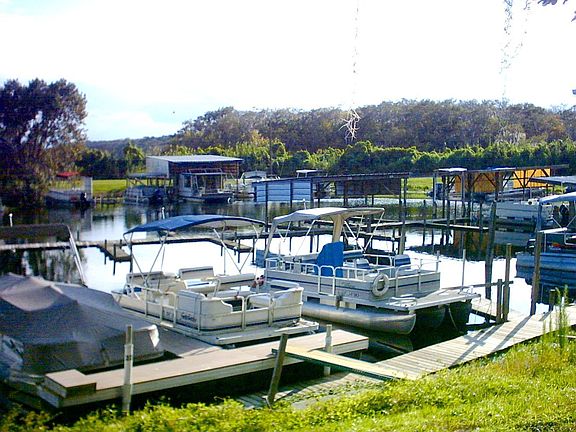 boat slip included