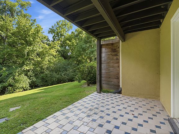 2nd image of 4487 Post Pl APT 83