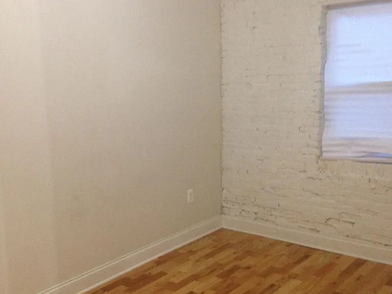 124 E Trenton St #202 — Photo 17