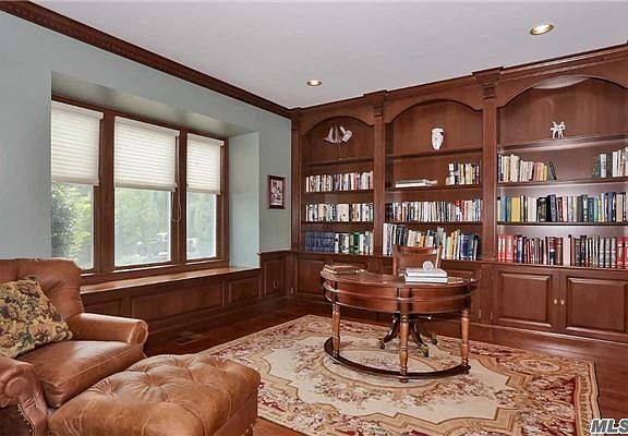 4th image of 52 Westwood Ct