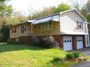 962 N Main St, Carbondale, PA 18407