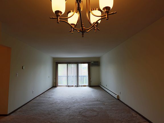 4th image of 2700 Oxford St N APT 136