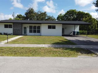 1180 NE 200th Ter, Miami, FL 33179