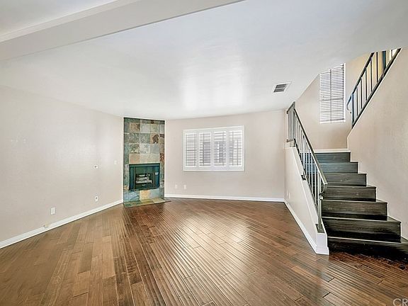 5th image of 14711 S Berendo Ave APT 17