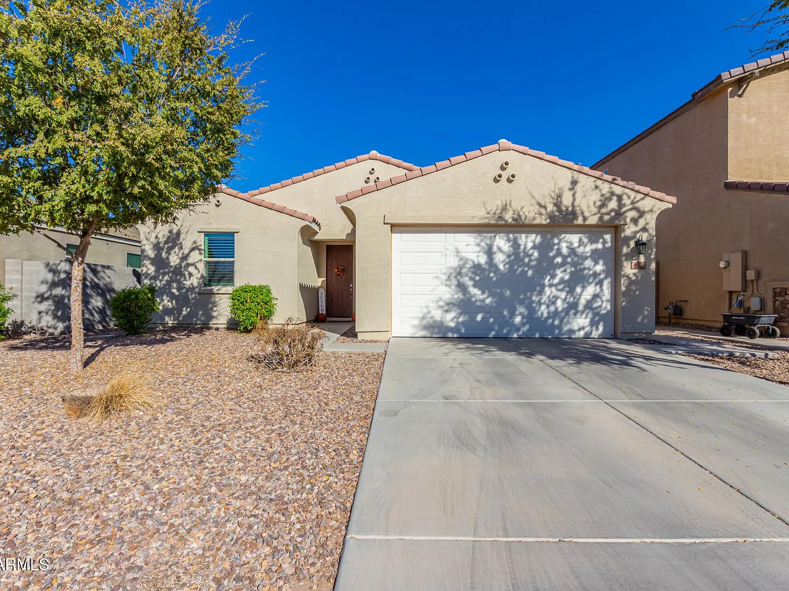 4 bed, 2315 sqft, $2,200 — Photo 1