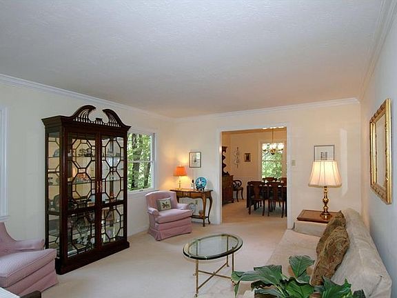 5th image of 2663 Timberglen East Dr