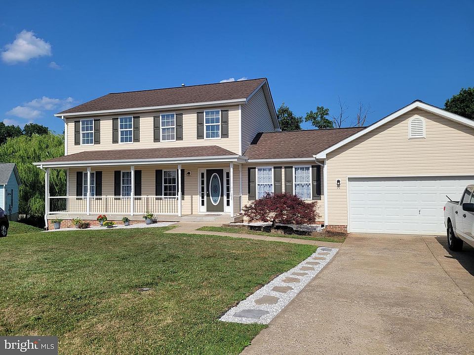2nd image of 105 Vale Ct
