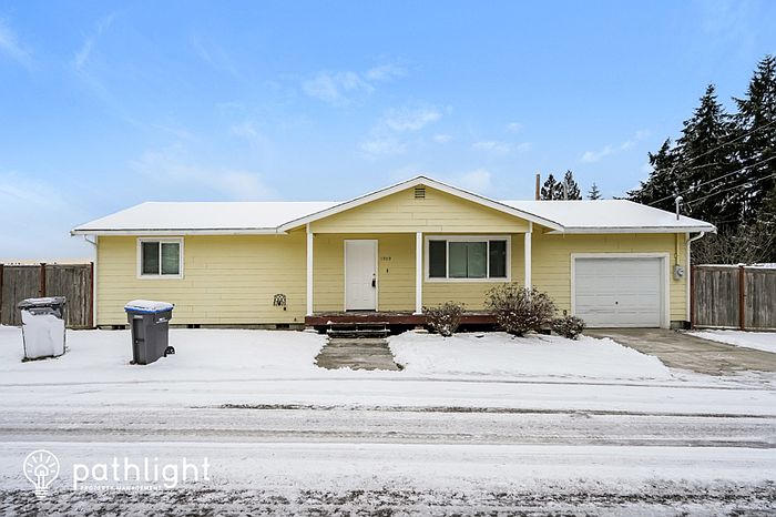 1st image of 1909 2nd Ave W