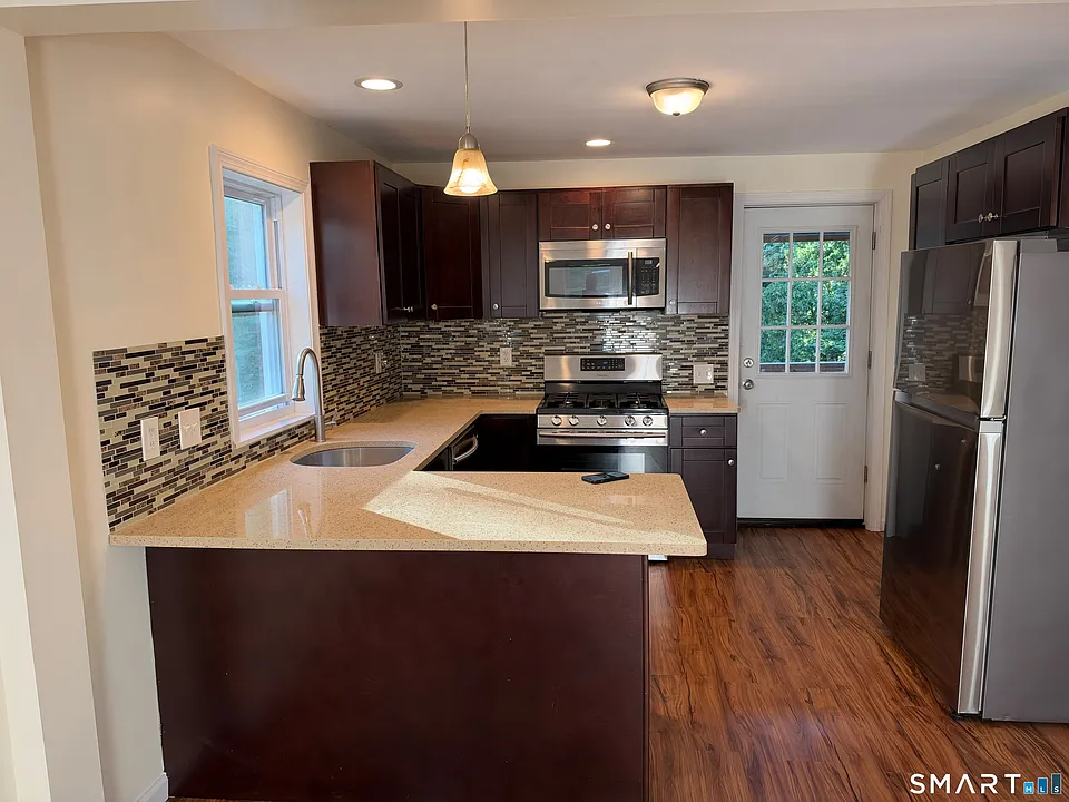 143 Kneen St #2