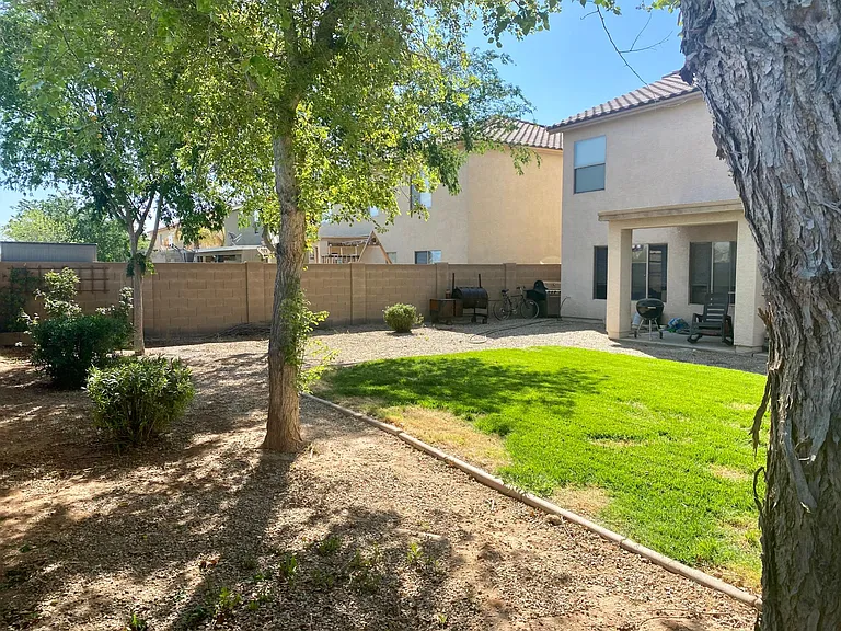 1254 W Pinkley Ave — Photo 10