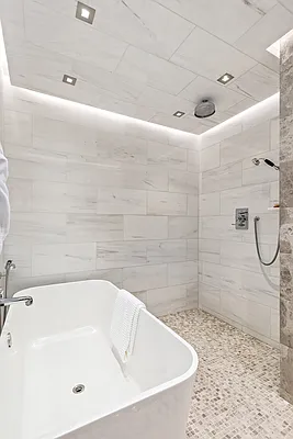 Sold by Corcoran | media 7