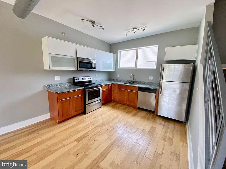 1603 E Montgomery Ave #C — Photo 3