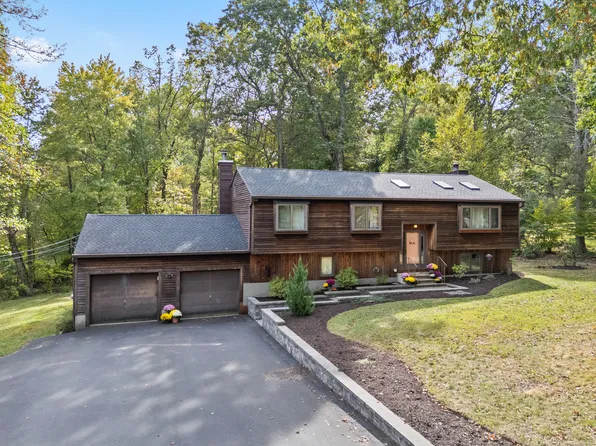 170 Laura Road, Hamden, CT 06514