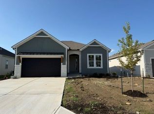 1152 SW Whitby Dr, Lees Summit, MO 64083