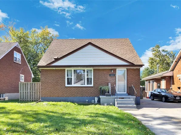 1273 Tilston Dr, Windsor, ON N9B 3C6