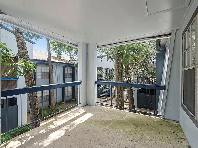 3802 E Nasa Pkwy — Photo 6
