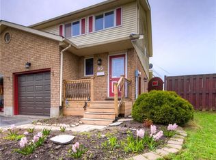 65 Rauch Ct, Kitchener, ON N2N3C8