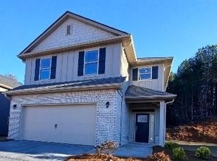 300 Magnolia Villas Dr, Cornelia, GA 30531