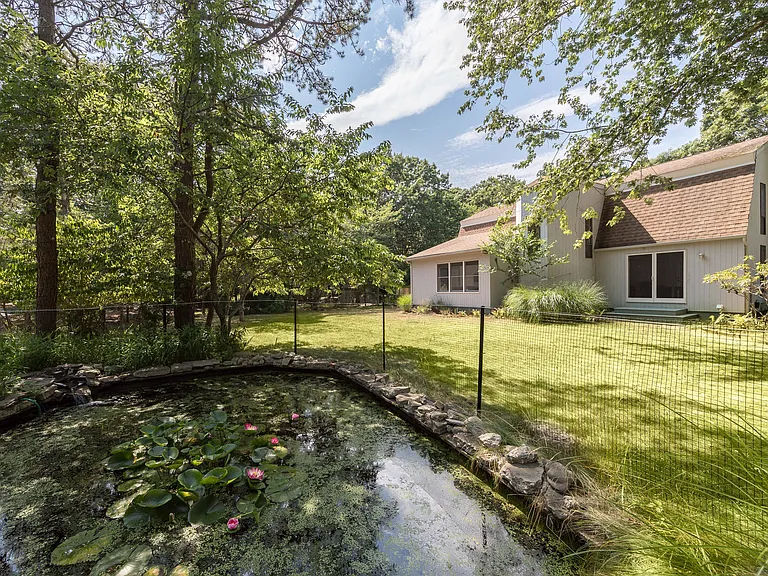 2 Close Ct — Photo 18