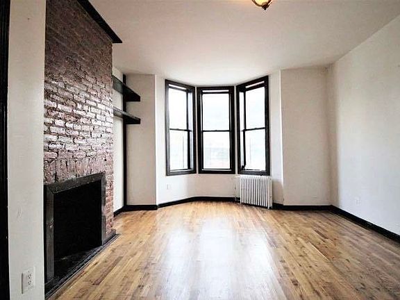 2nd image of 379 Grove St Floor 3