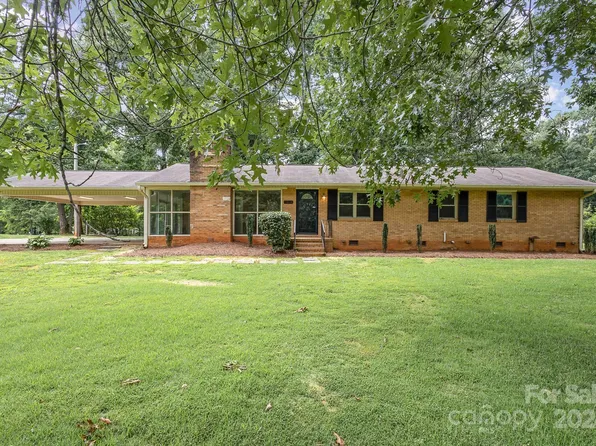 1022 Linwood Rd, Kings Mountain, NC 28086