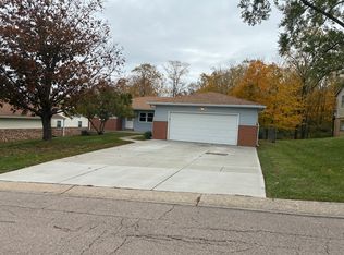 169 Wyndcrest Ct #B, Monroe, OH 45050