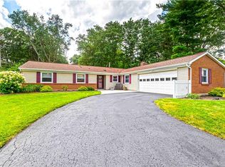 1539 Gunther Dr, Bellbrook, OH 45305