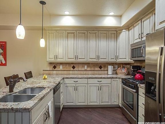 3rd image of 1235 E Wolf Hollow Ln Unit 206