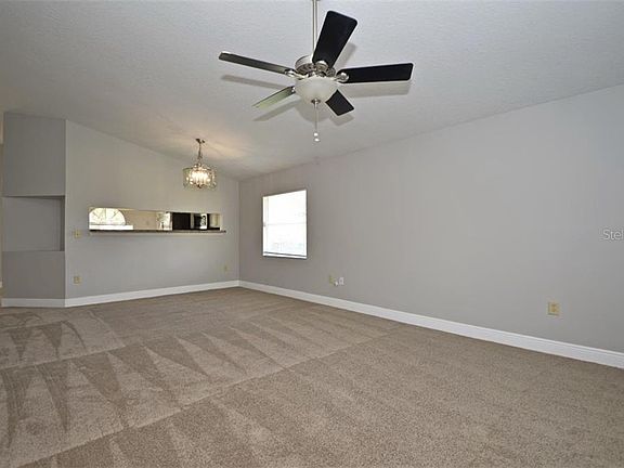 4th image of 531 Finch Ct